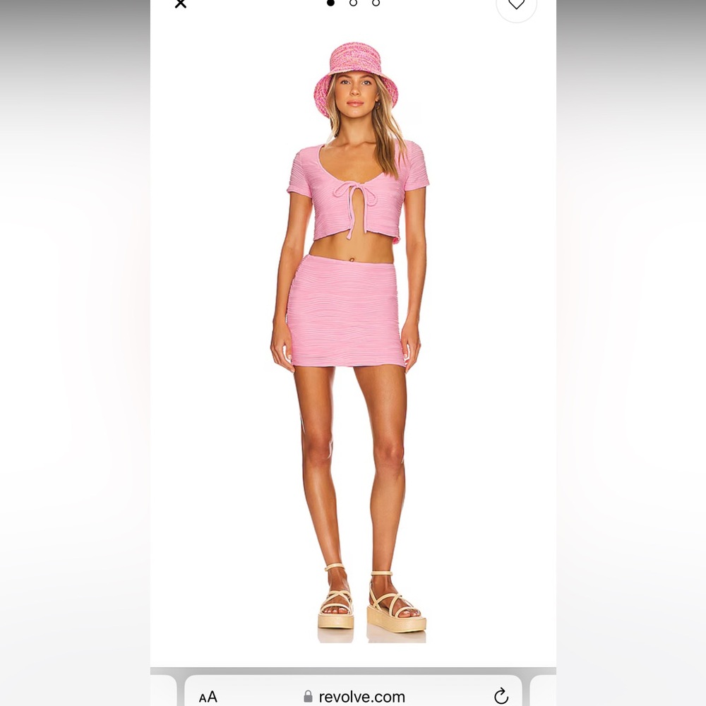Pink superdown set revolve size medium